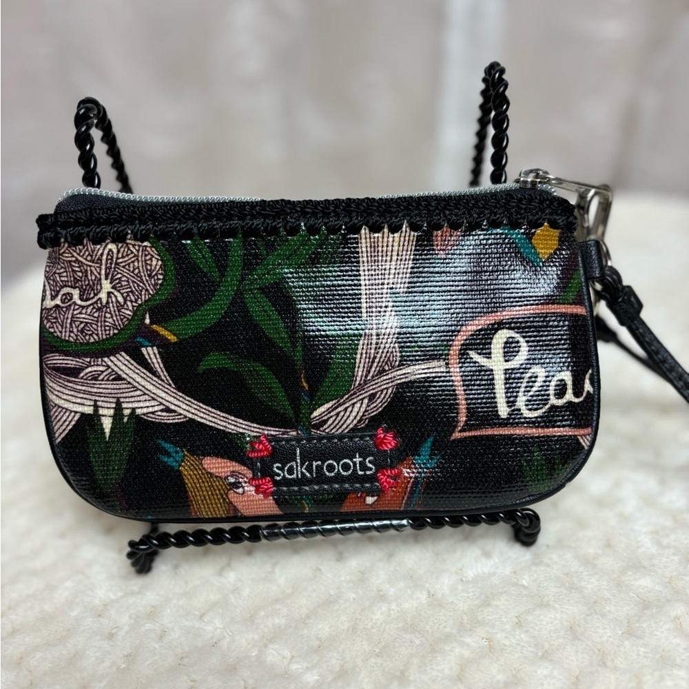 Sakroots Peace Nature Wristlet